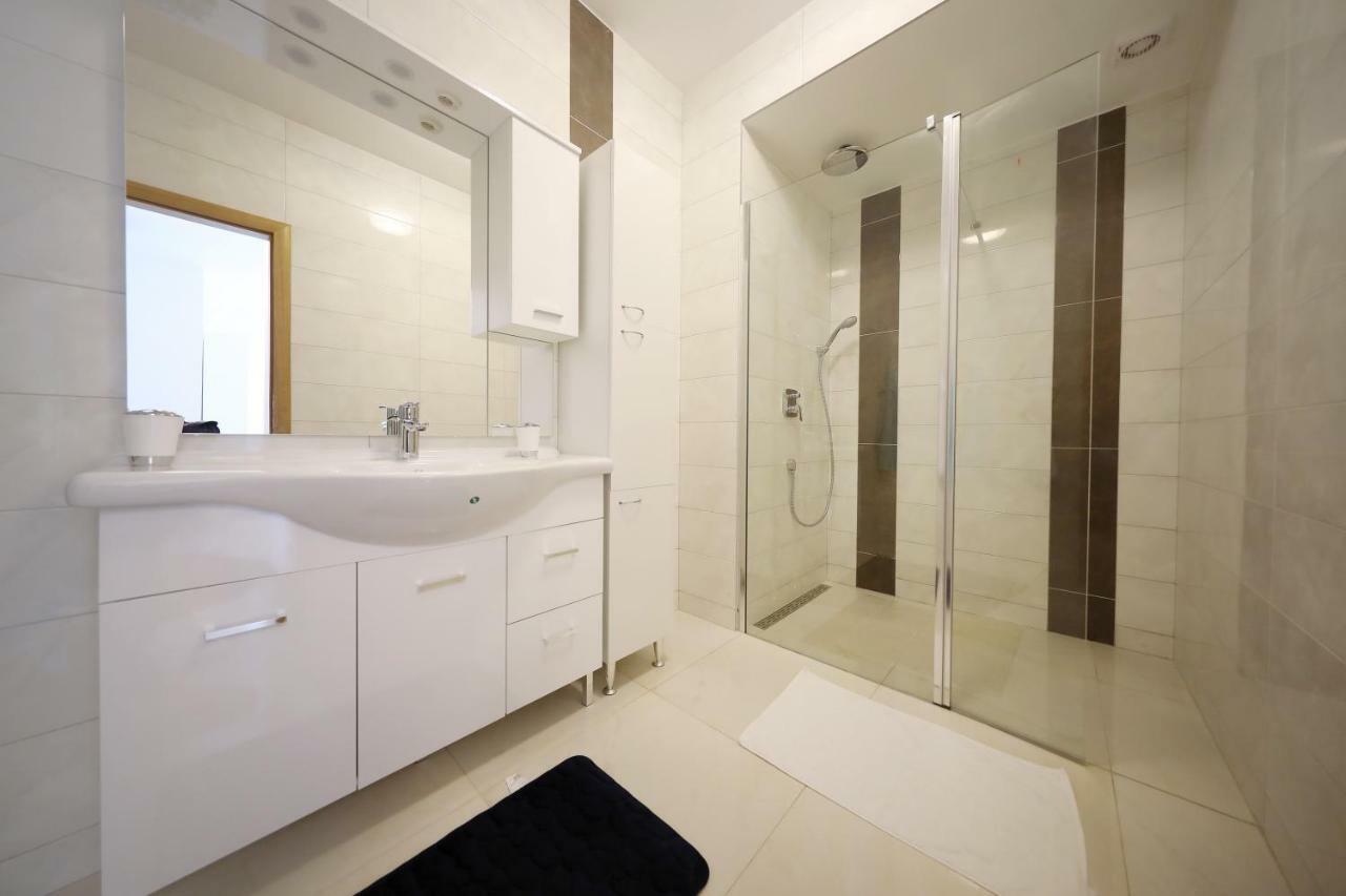 Apartmani Vlado Mitar Sukošan Dış mekan fotoğraf