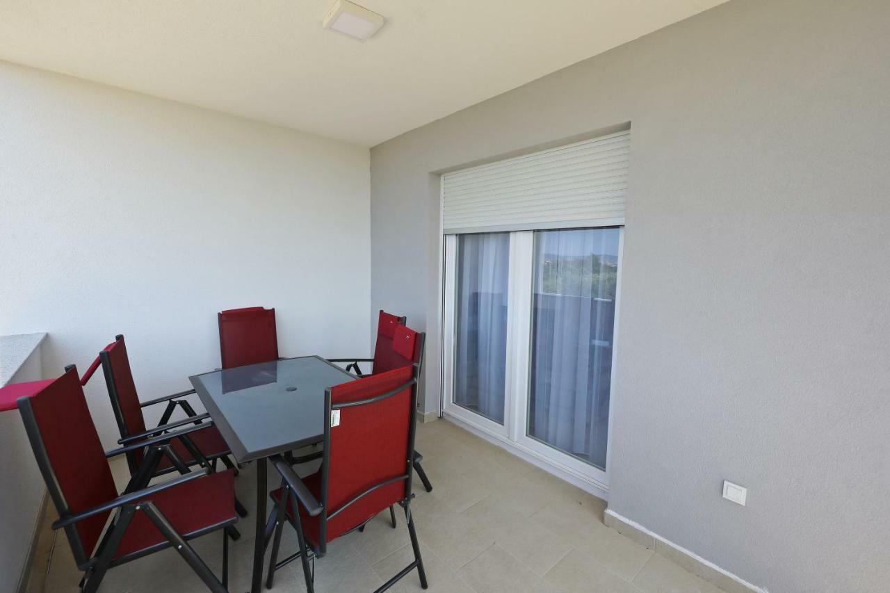 Apartmani Vlado Mitar Sukošan Dış mekan fotoğraf