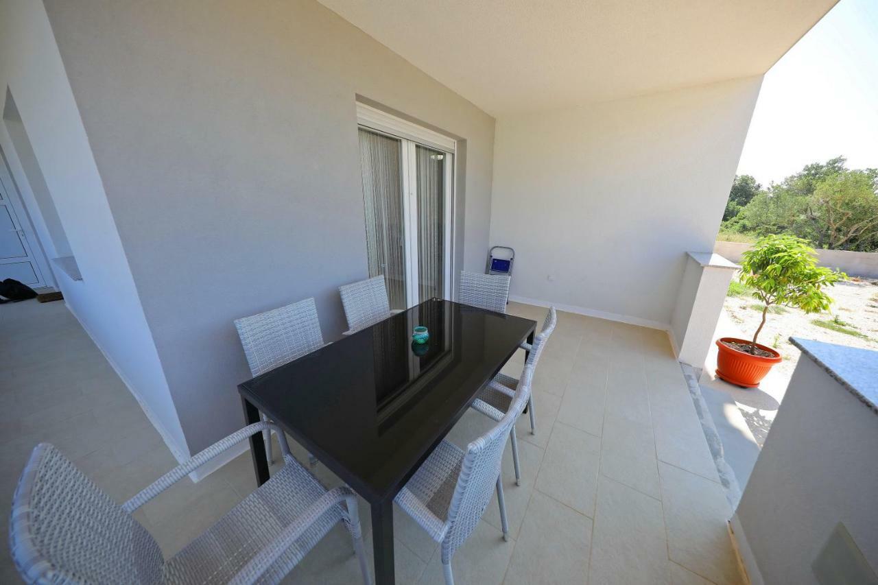 Apartmani Vlado Mitar Sukošan Dış mekan fotoğraf